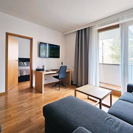 Old Town Plaza Apartment Cracovia Esterno foto