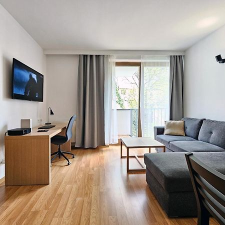Old Town Plaza Apartment Cracovia Esterno foto